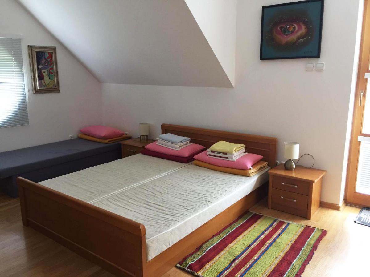 Apartman Triga Snina Exterior photo