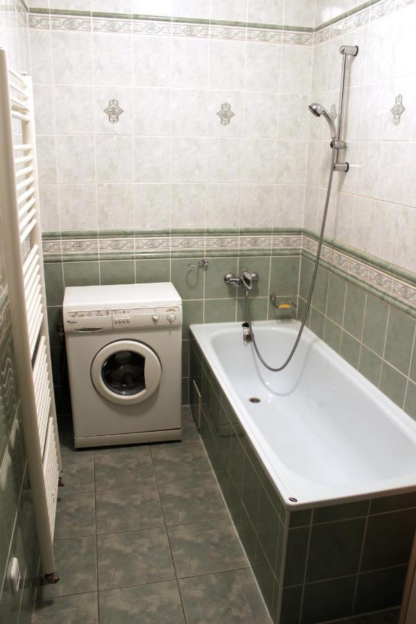 Apartman Triga Snina Exterior photo